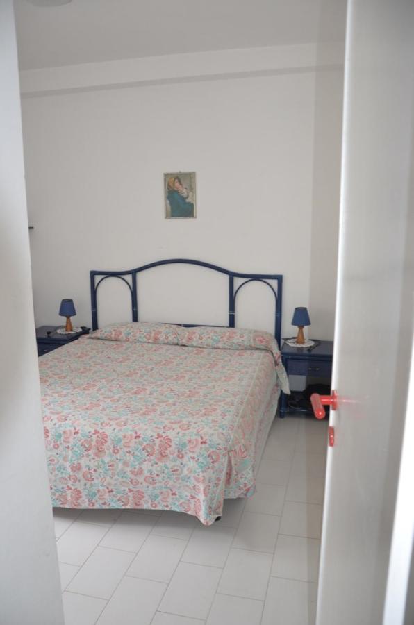 Ponza Holiday Homes - Cala Feola 外观 照片